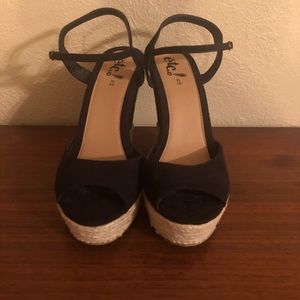 Rue 21 Black Wedge Heel